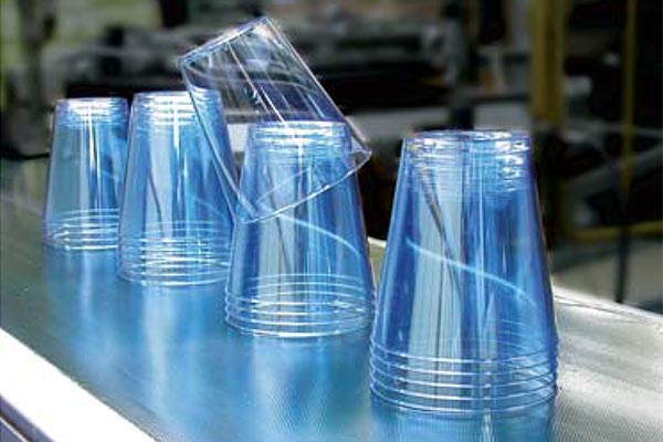 容器搬送時の静電気除去